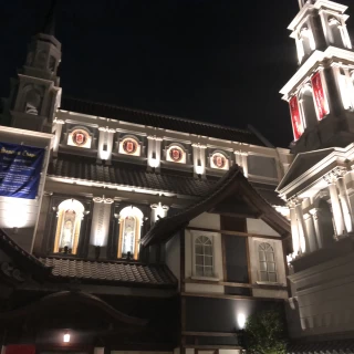 夜の玄関