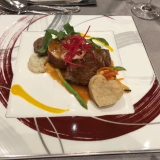 試食会のメイン料理