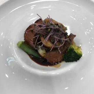 お肉もとてもおいしい