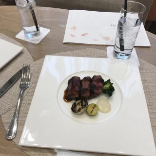 試食のお肉