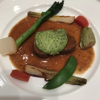 メイン