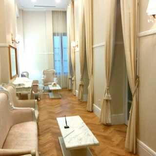 親族控え室。ガーデンと繋げてガーデンパーティー風にもできる。