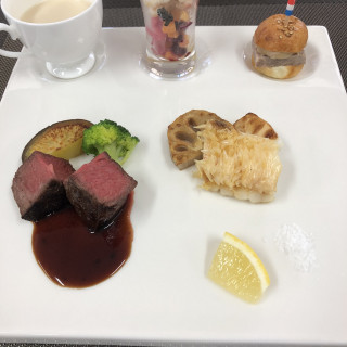 詳しい料理名は忘れてしまいました
冷めてもおいしかったです