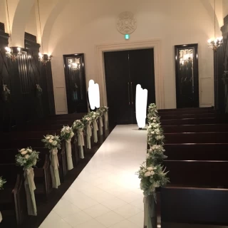 壇上の新郎新婦から見た挙式会場