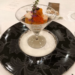 試食の前菜のジュレ