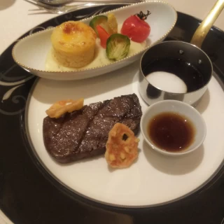 肉料理