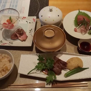 料理の試食