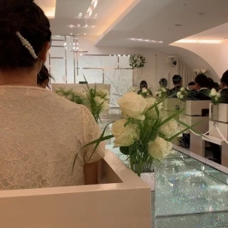 クリスタルチャペル