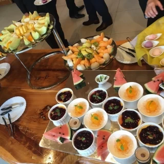 デザートブッフェはフルーツたっぷりでいくらでも食べれる！