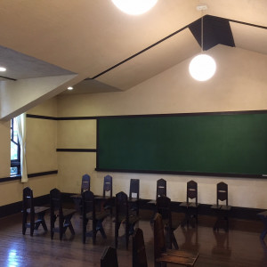 教室が待合室になります。|520743さんの自由学園明日館の写真(707718)