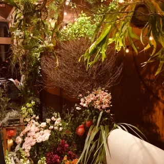 春を感じさせる装花でした。