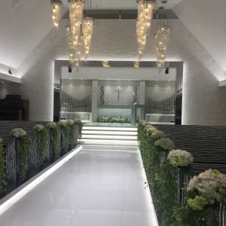 明るいチャペル。