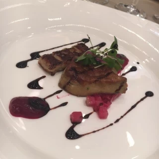 メインのお肉料理