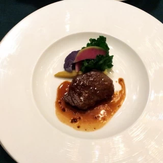 試食のお料理。お肉が最高に美味しかったです。