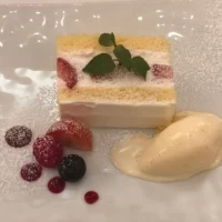 ウェディングケーキカット後