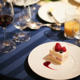 カットしたケーキ