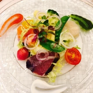 春らしいカツオの前菜