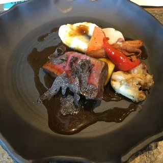 お肉は柔らかくて高齢の親族にも喜んで食べてもらえそうです。