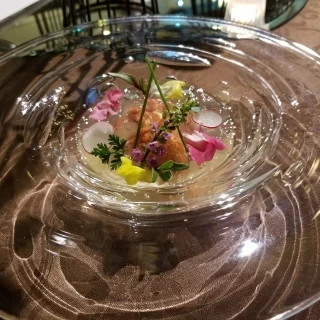 オマールえびのシャンタンスープのジュレがけ