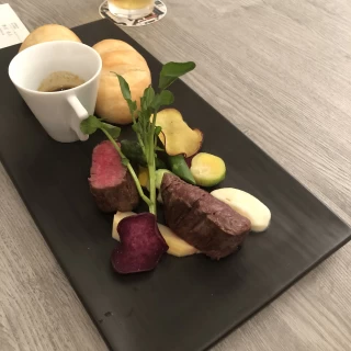 メインの和牛のフィレ。