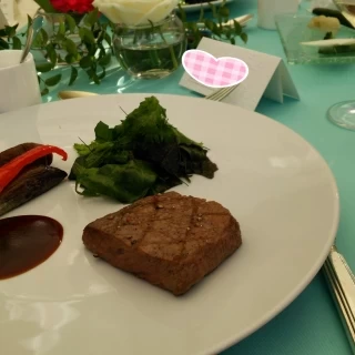 メインのお肉です