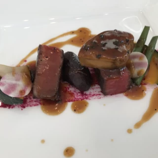 お肉料理