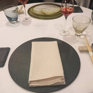 お箸でいただけます。