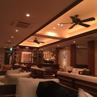 打ち合わせ場所を反対の角度から見た写真。