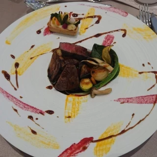 試食のお肉料理