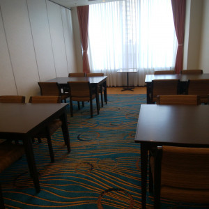 親族控室　両家別々の部屋がある|523476さんのANAクラウンプラザホテル神戸の写真(723265)