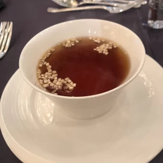 コンソメスープです