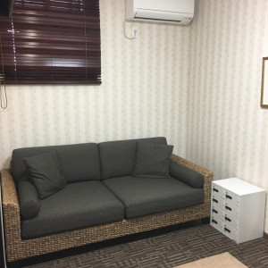 新郎新婦控室。こちらでゆっくり休憩もできます。|523608さんのクオーリ クオーリ   〈エルフラットグループ〉の写真(725196)