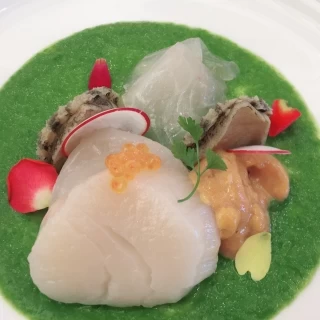 魚介の菜園仕立て
菜の花のクーリ風