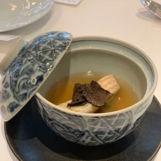 トリュフの入ったお吸い物