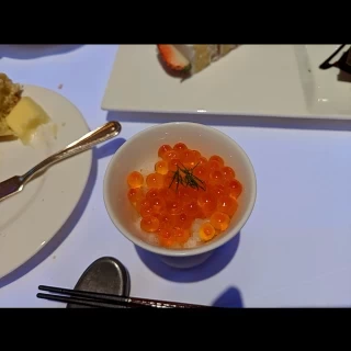 いくらご飯(三種類から選べる内の一つ)