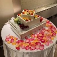 ウェディングケーキ♪
フルーツケーキにしました