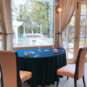 披露宴会場のテーブル|524336さんの八幡の森 迎賓館（尾張八幡神社）の写真(731132)