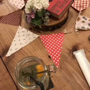 かわいくコーディネートされたテーブルアレンジです。|524336さんのLA TABLE Aoyama(ラ ターブル アオヤマ)（営業終了）の写真(726791)