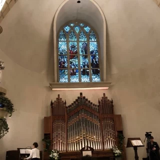チャペル内観