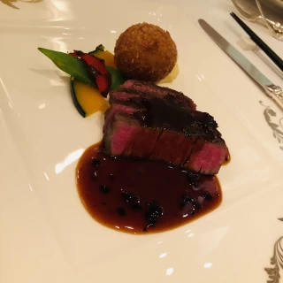 お肉料理