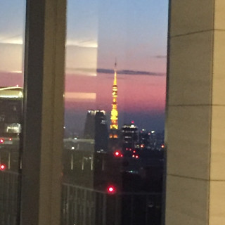 打ち合わせに行った時、挙式会場から見える東京タワーの夜景