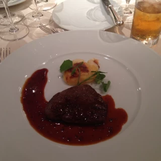 お肉料理