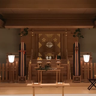 ホテル内神殿