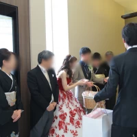 お見送り