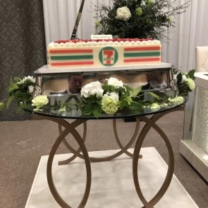 ケーキカットのケーキ|525350さんのホテル・ザ・ウエストヒルズ・水戸(Hotel the West Hills mito)の写真(736556)