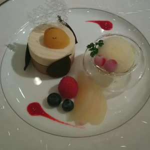 岩間栗とチョコレートのムース|525350さんのホテル・ザ・ウエストヒルズ・水戸(Hotel the West Hills mito)の写真(736535)