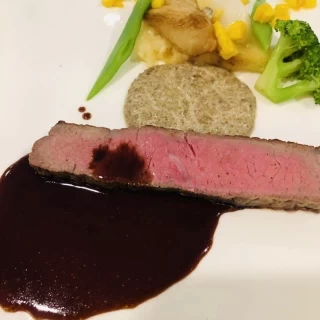 お肉料理