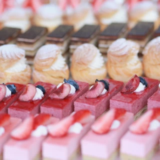 デザートビュッフェ時のケーキ