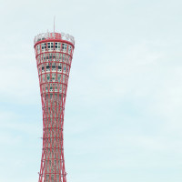 テラスの目の前に見える神戸タワー
