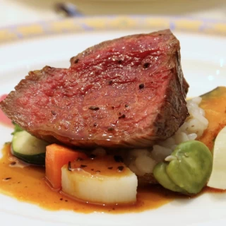 お肉料理